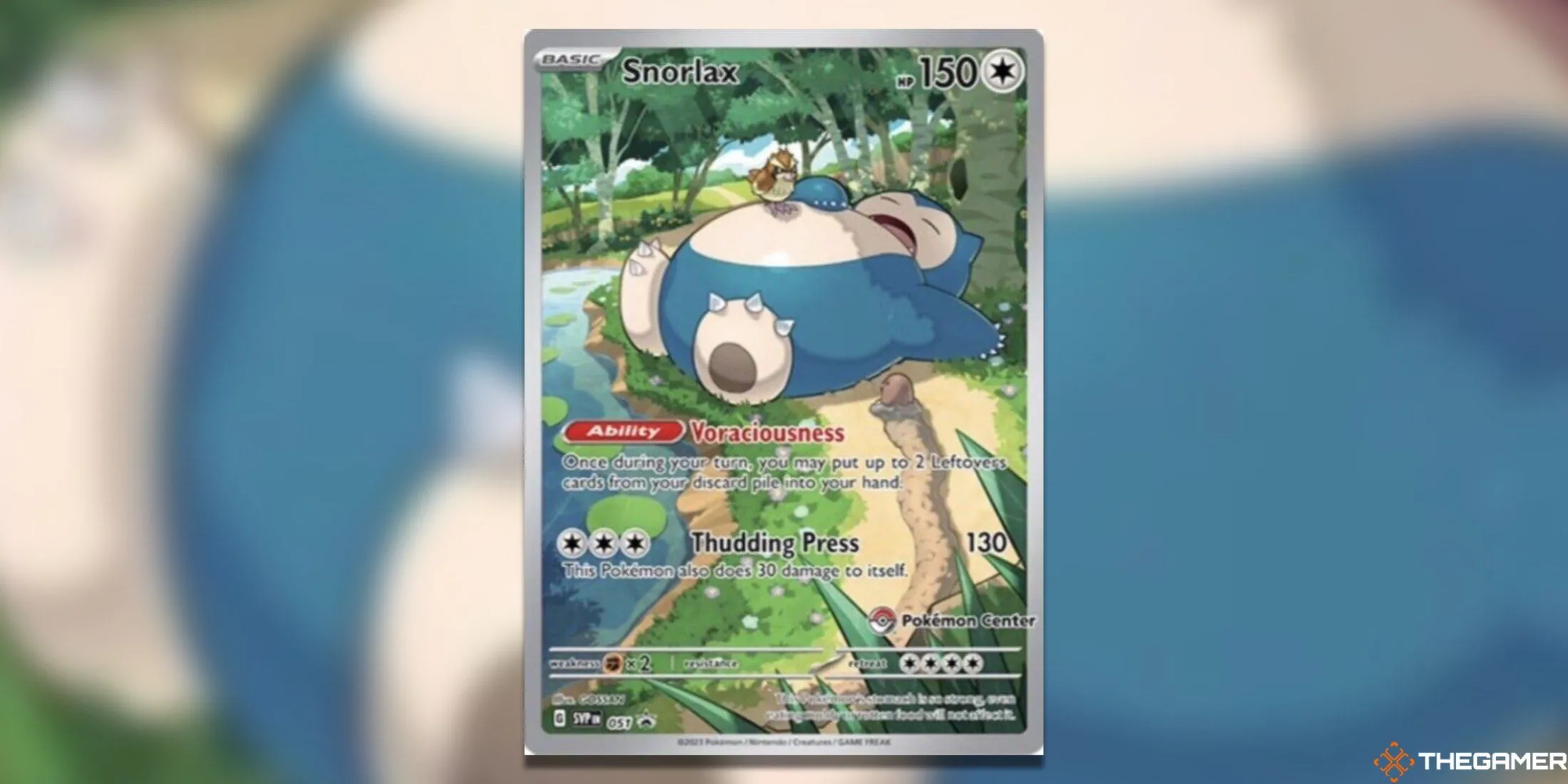 Thẻ bài Snorlax độc quyền Pokemon Center từ set 151 Scarlet &amp; Violet, thể hiện khoảnh khắc nghỉ ngơi
