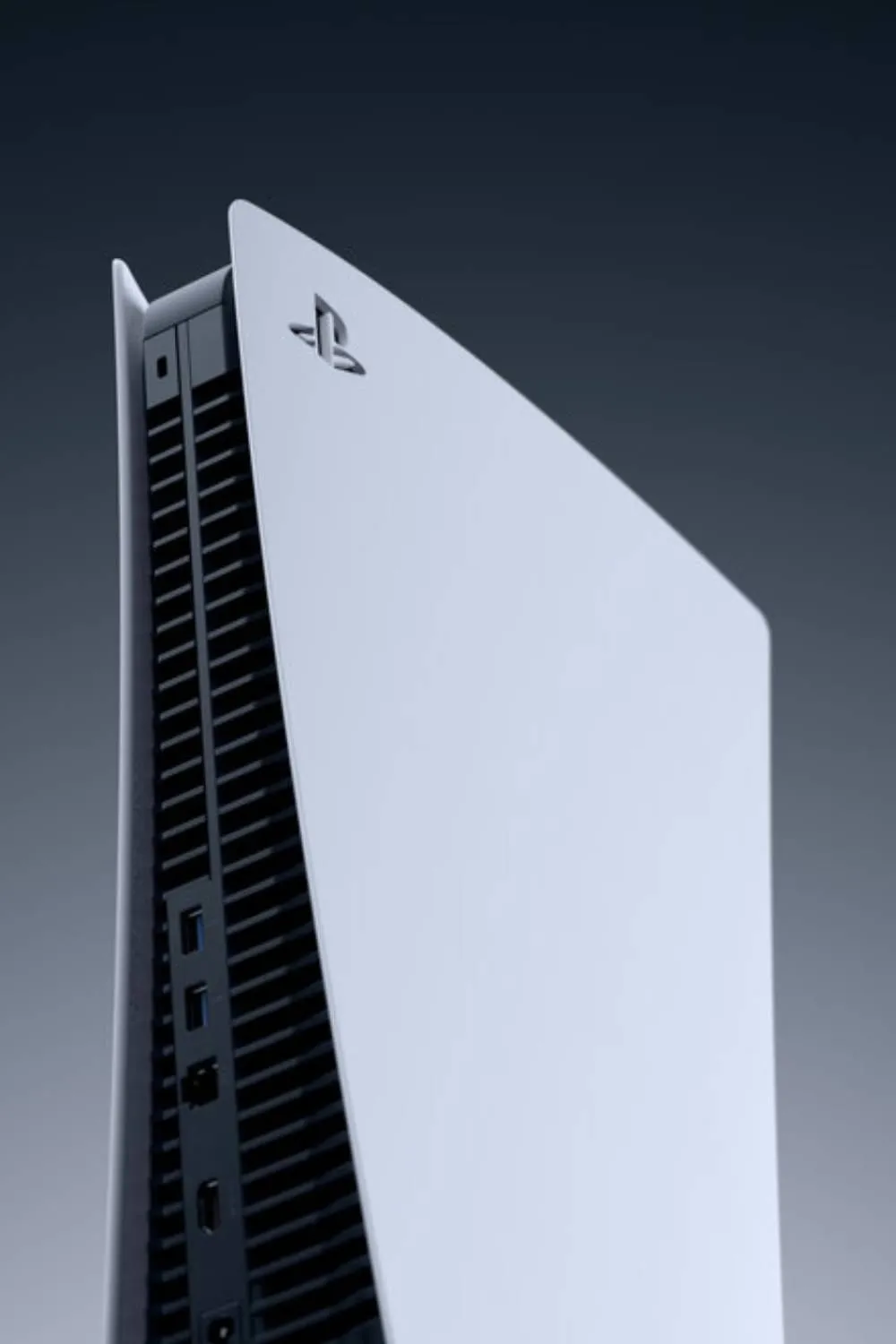 Logo PlayStation 5, đại diện cho nền tảng console đang đối mặt với thách thức về giá cả và doanh số game